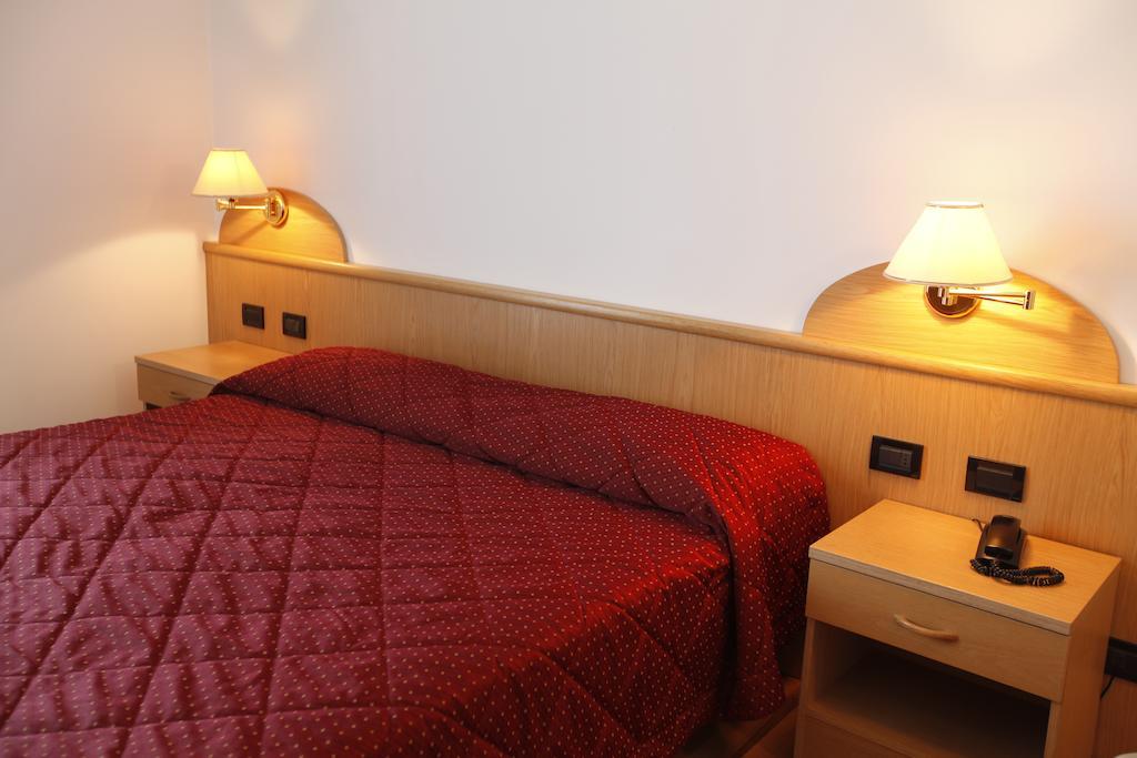 Hotel Spera Strigno Chambre photo